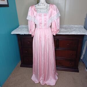 Vintage Style Pink Cottagecore Maxi Dress Victorian Style Dress Daisy Trim